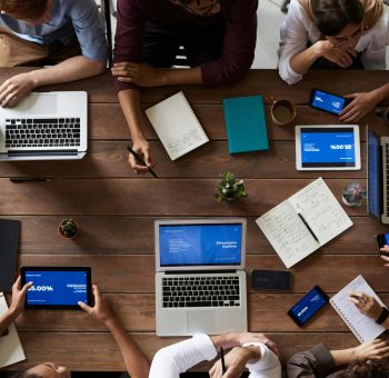 pexels-fauxels-3183150